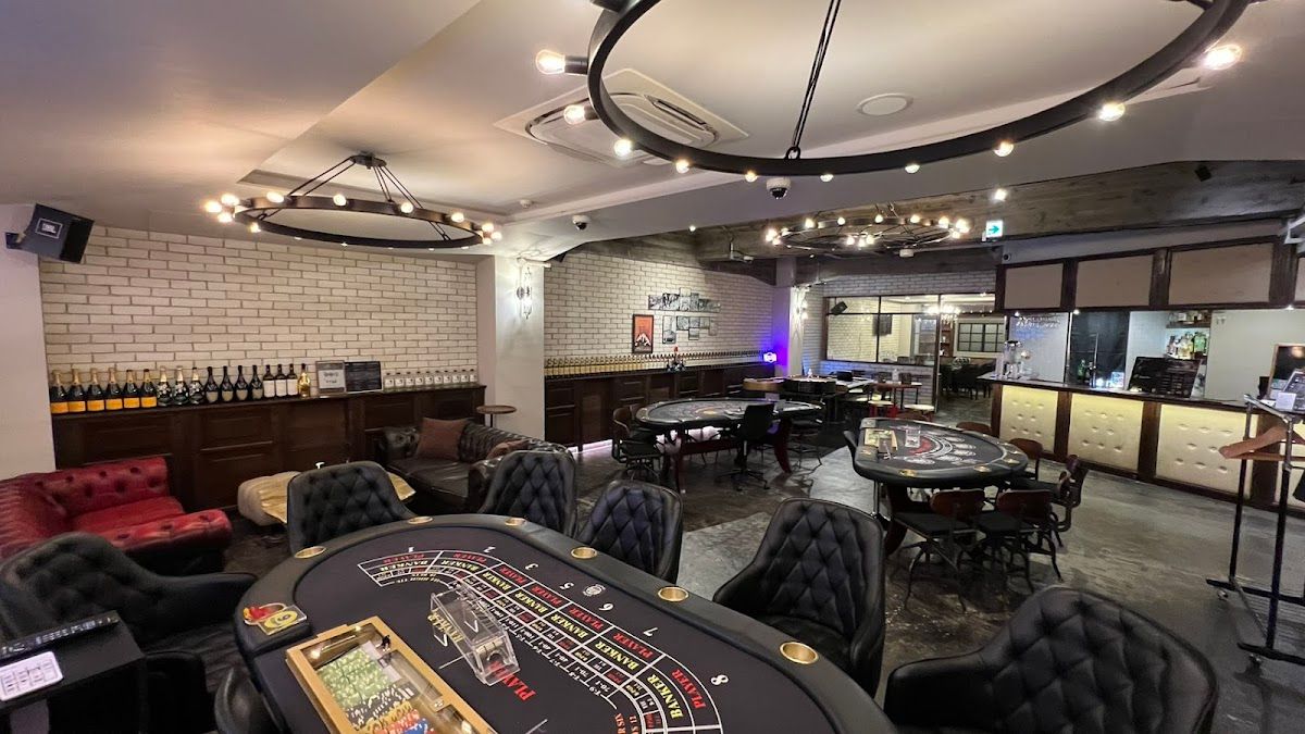BLOW 曽根崎新地本通店 - Casino in Osaka, Japan