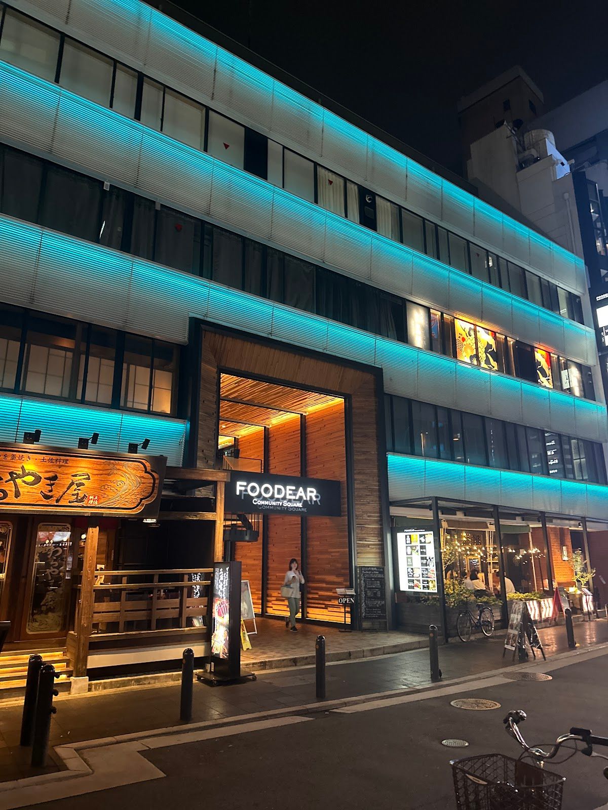 BLOW 曽根崎新地本通店 photo 9