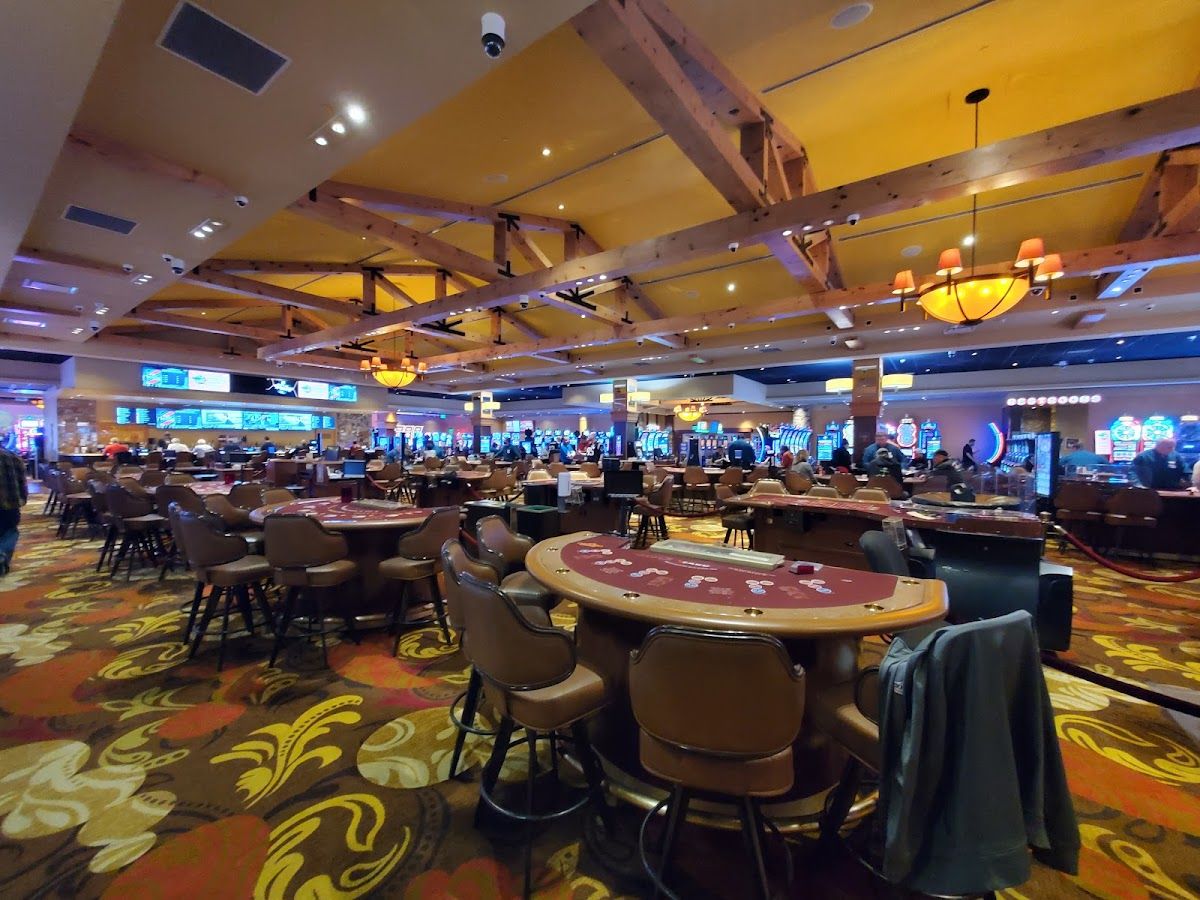 Oxford Casino Hotel & Event Center – Poker photo 3