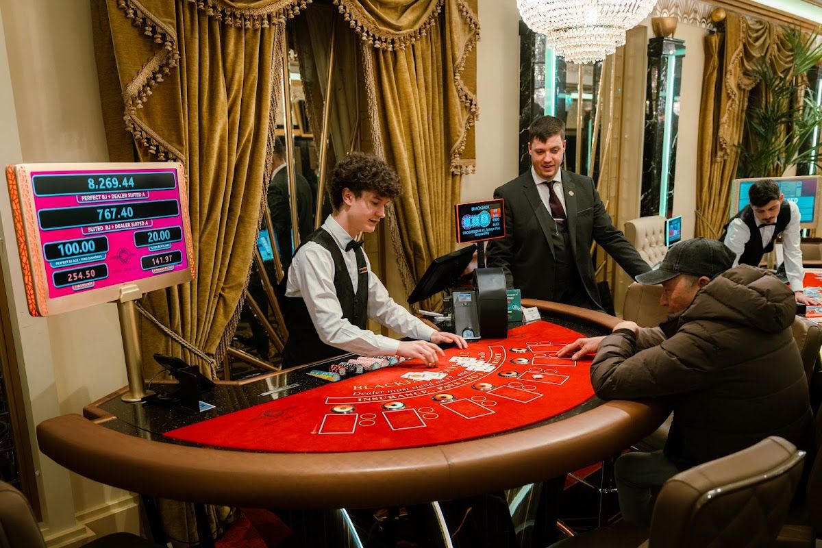 Carlton Casino Club photo 2
