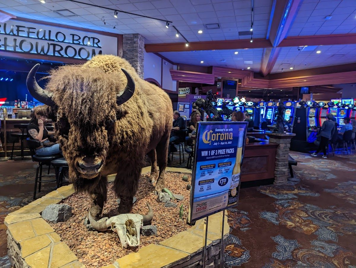 PURE Casino Lethbridge – Poker photo 5