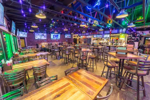 Pounders Pub Video Lottery - Casino in Aberdeen, United States