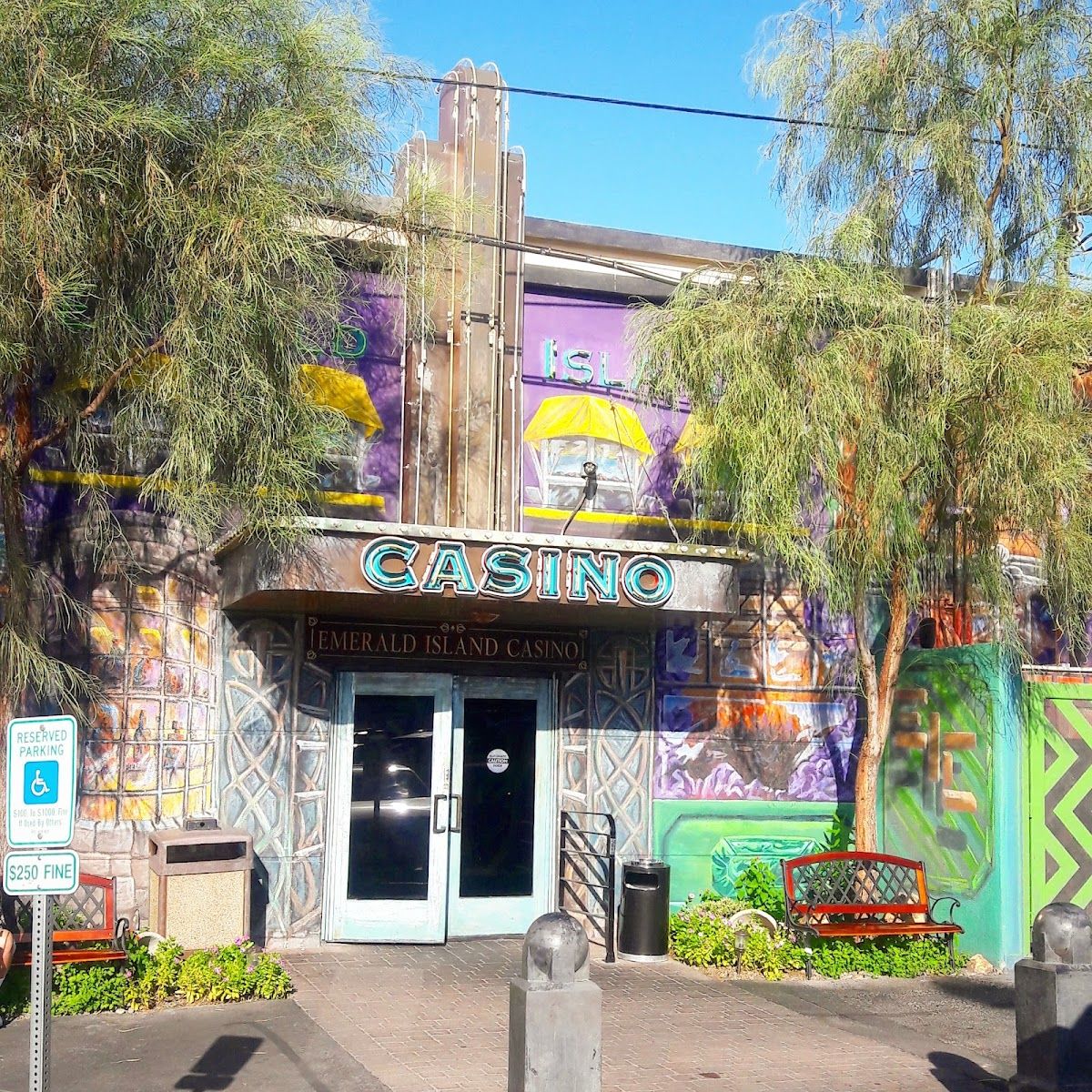 Emerald Island Casino photo 9