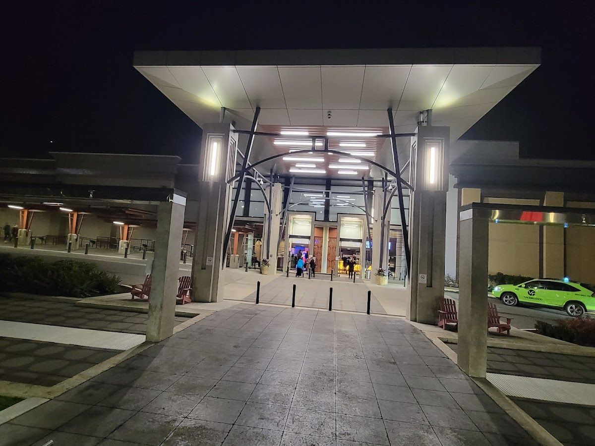Elements Casino Victoria photo 8