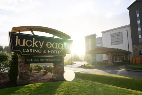 Lucky Eagle Casino and Hotel - Casino in Rochester, United States