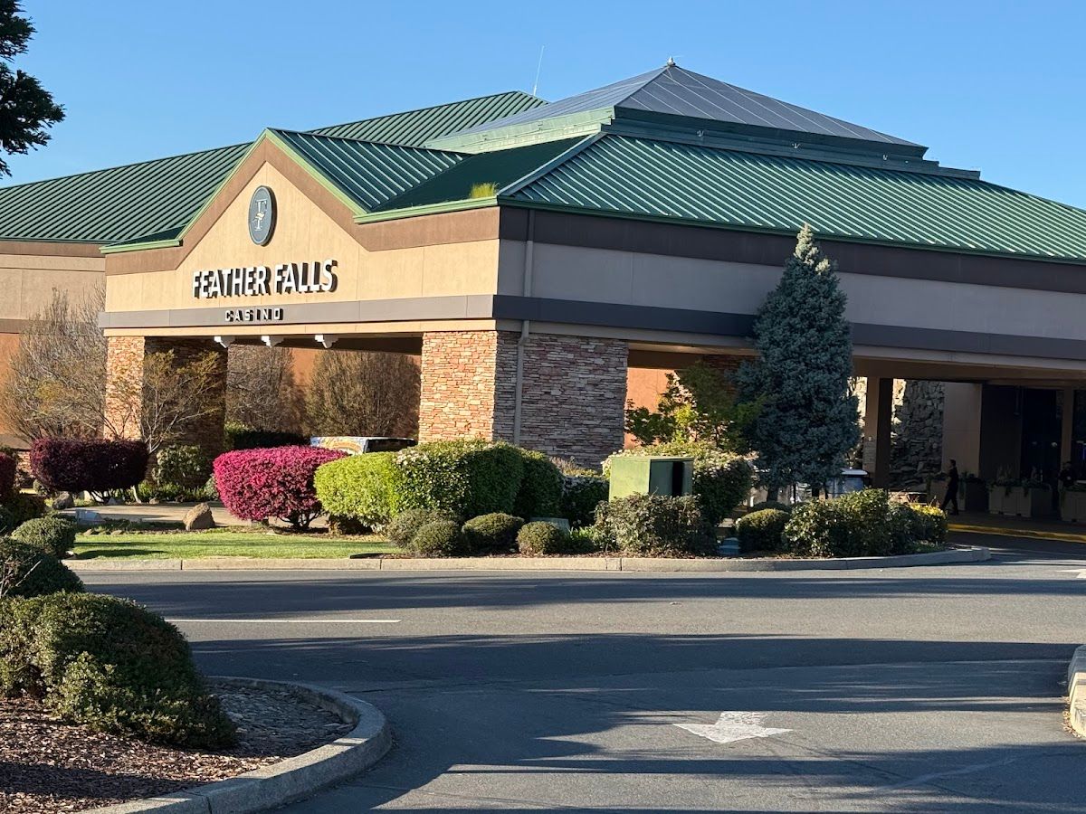 Feather Falls Casino and Lodge photo 7