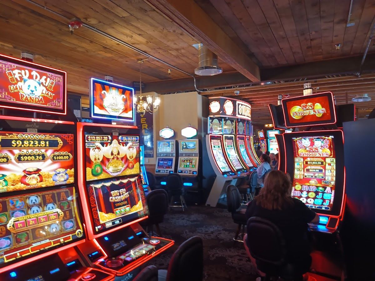 Sharkey's Casino photo 7