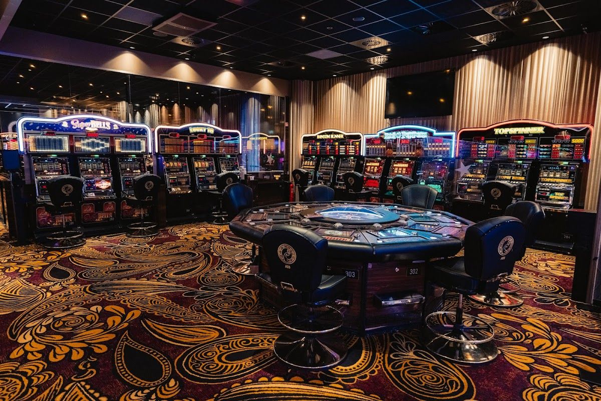 Queens Casino Den Haag photo 2