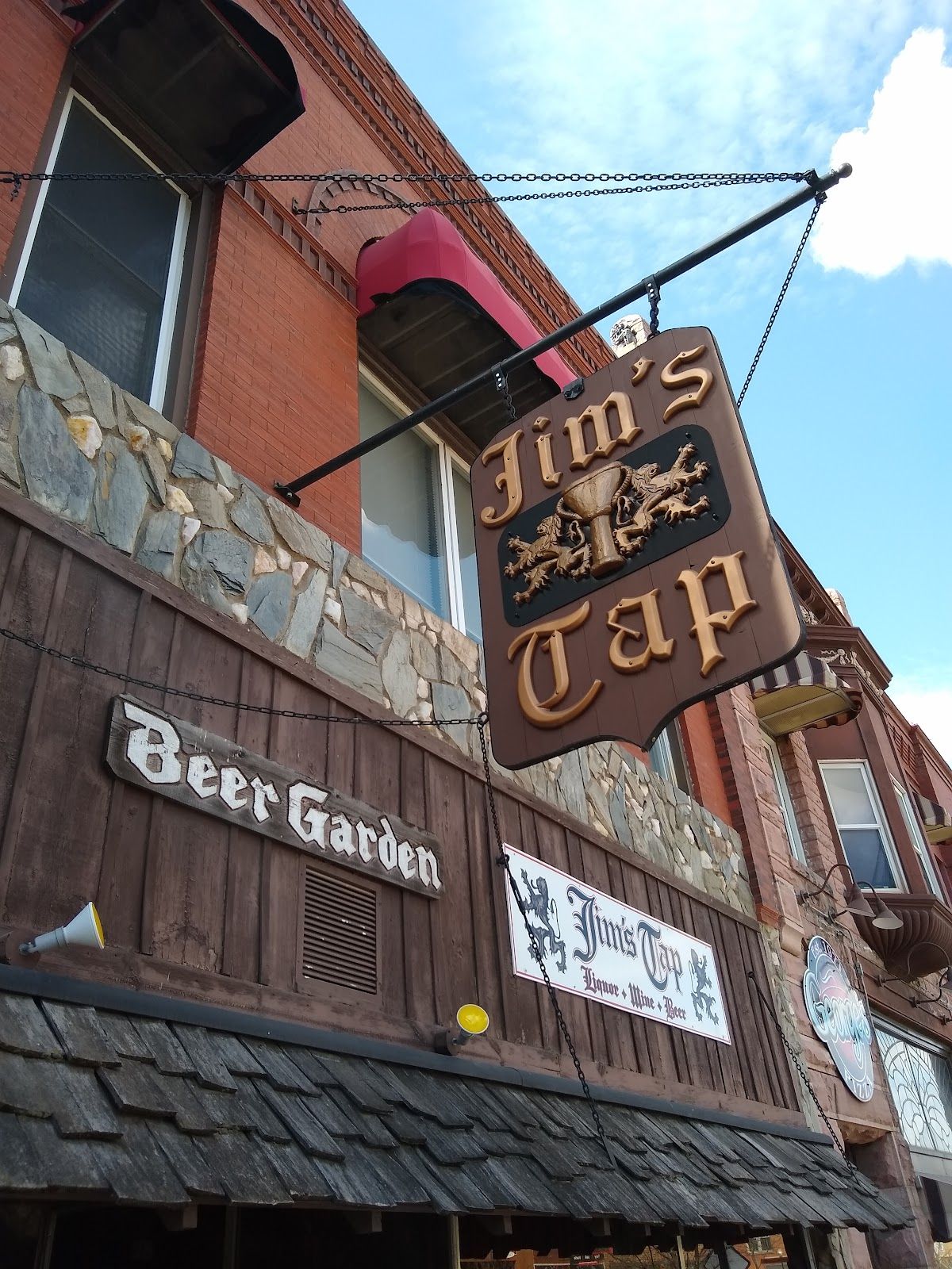 Jim's Tap Slots Lounge - Casino in Brookings, United States