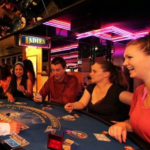 Winners Hotel & Casino photo 6
