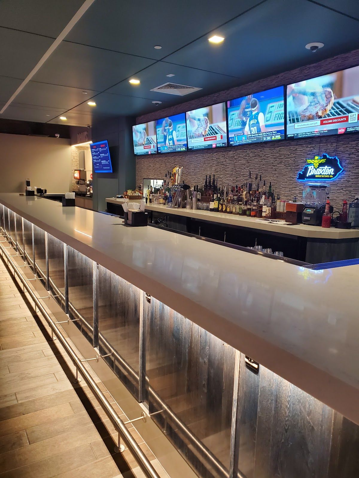 Newport Racing & Gaming photo 2
