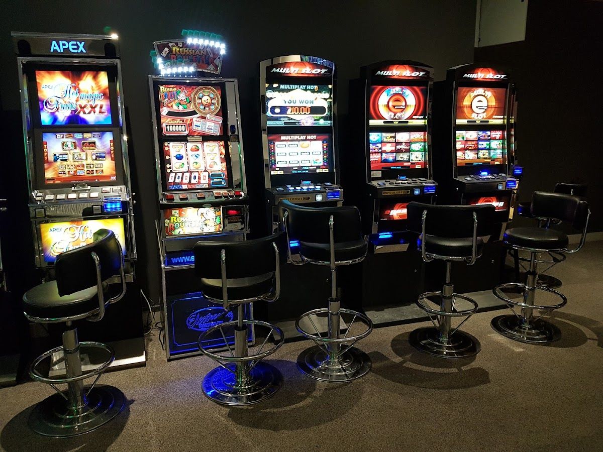 JP Poker Card Club and Casino photo 4