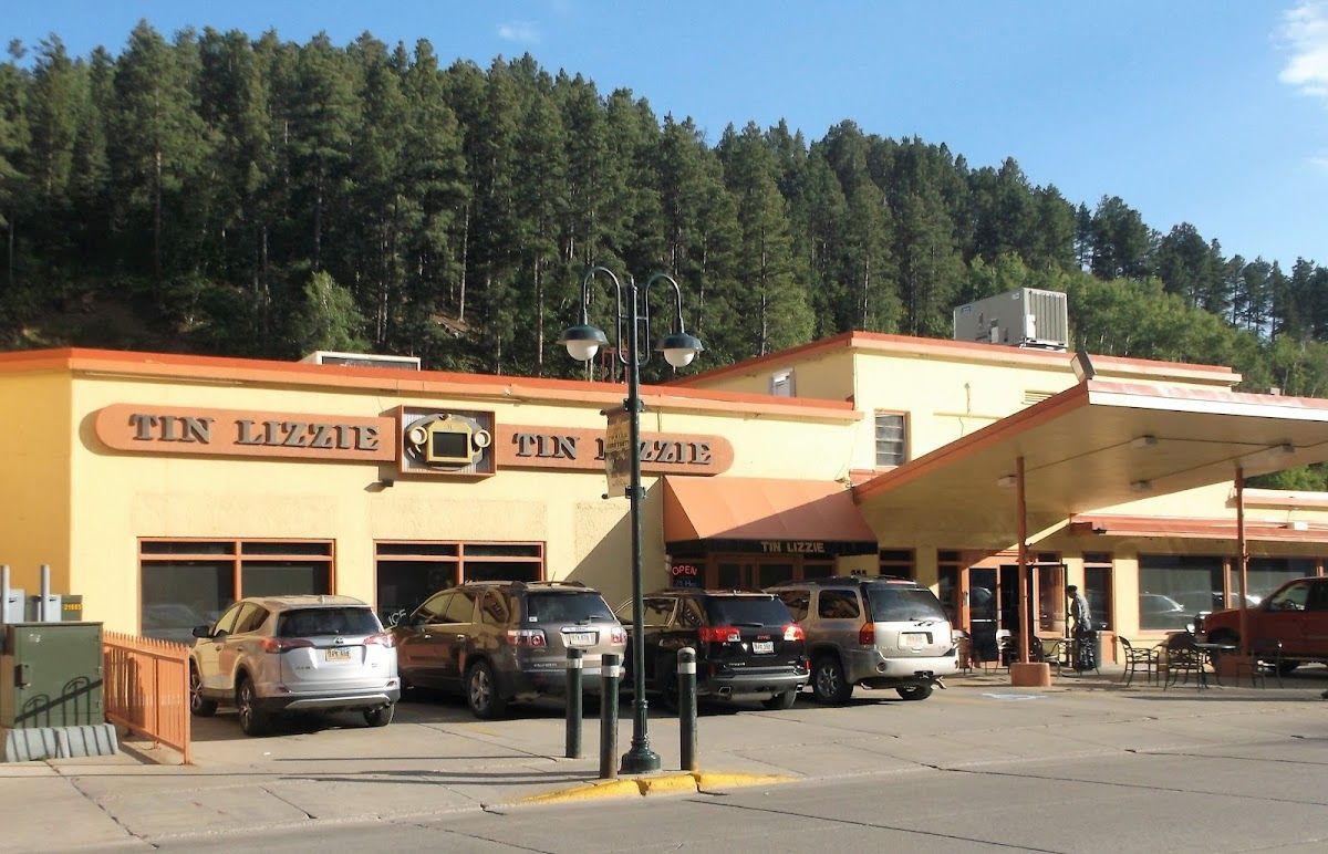 Tin Lizzie Gaming Resort Poker Room photo 4