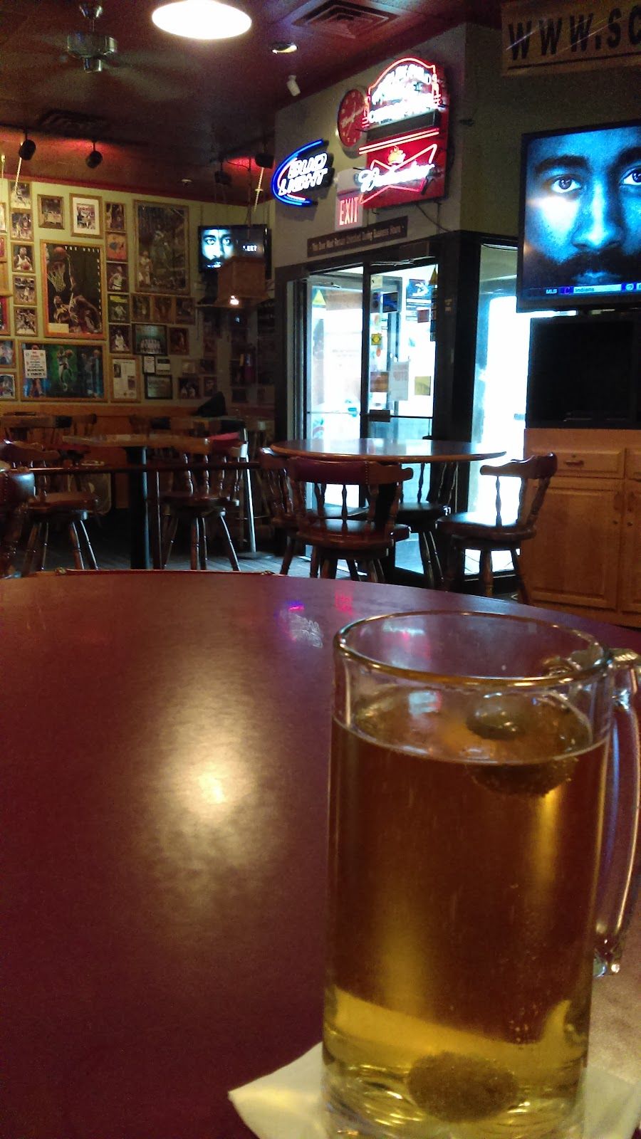 Sidelines Sports Bar E-Tabs photo 9