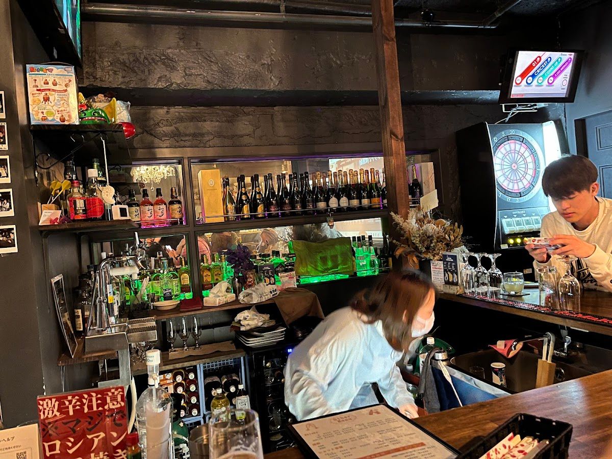 QUEENS AMUSEMENT POKER BAR photo 6