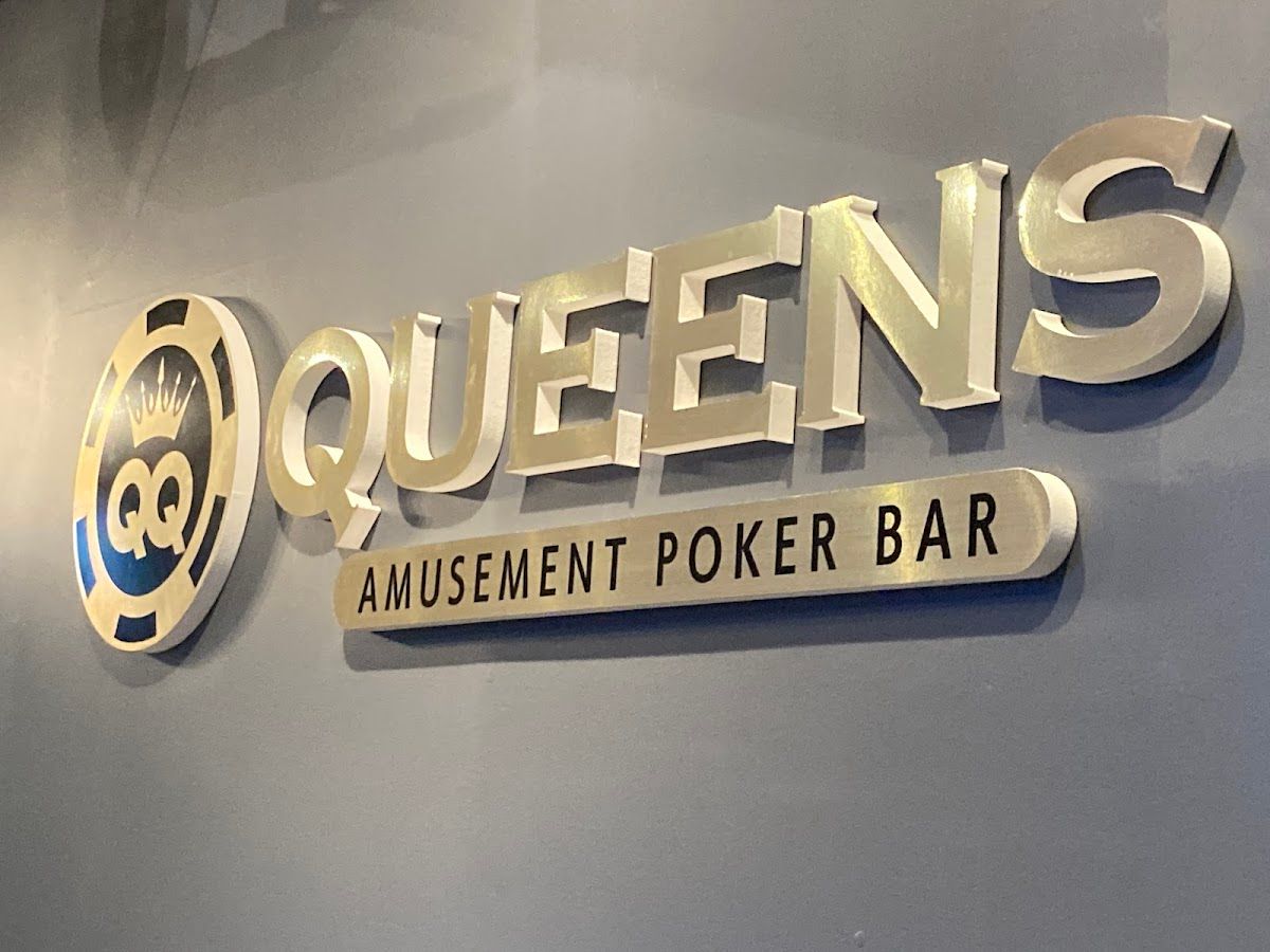 QUEENS AMUSEMENT POKER BAR photo 7