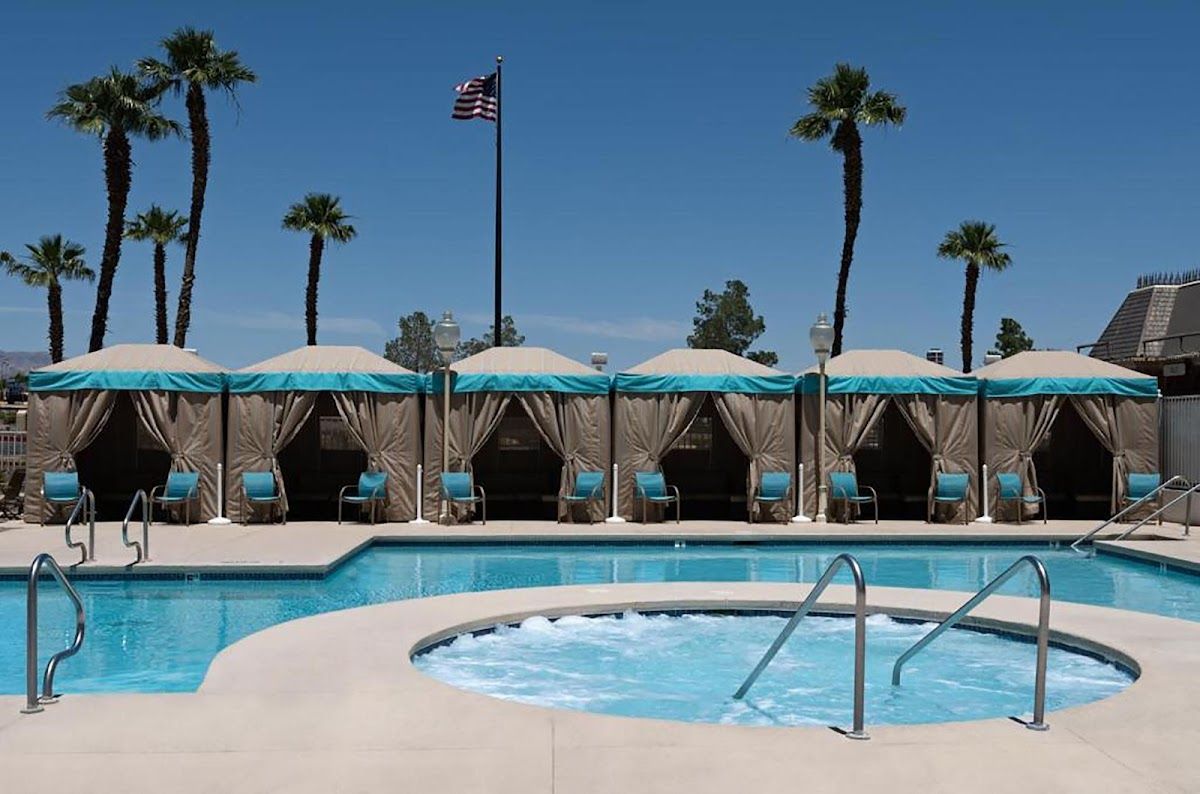 Tropicana Express Hotel photo 3