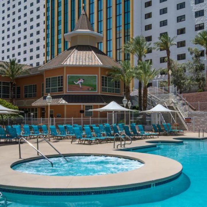 Tropicana Express Hotel photo 9