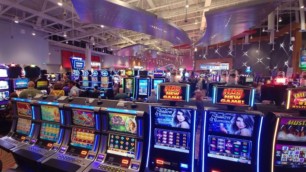 Shorelines Casino Belleville photo 2