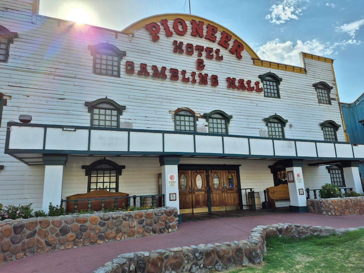 Pioneer Hotel & Gambling Hall photo 4