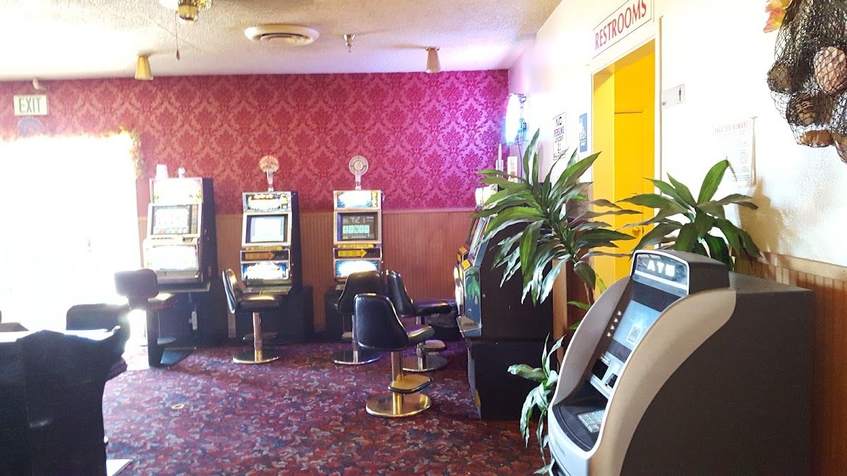 Cal-Nev-Ari Casino photo 3