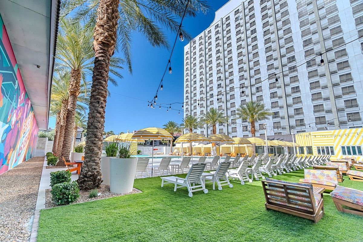 OYO Hotel & Casino Las Vegas - Casino in Las Vegas, United States
