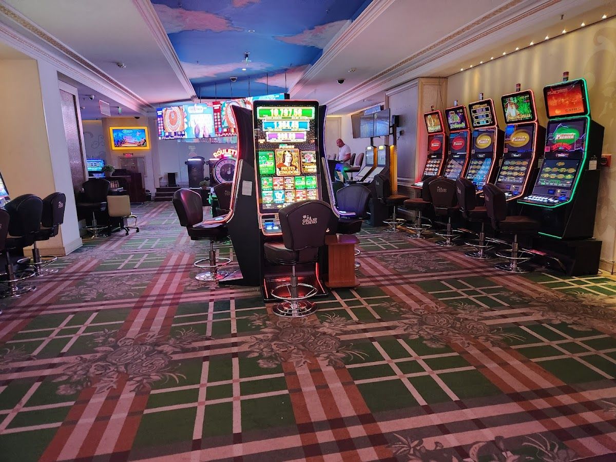 Grand Casino Poker Room photo 5