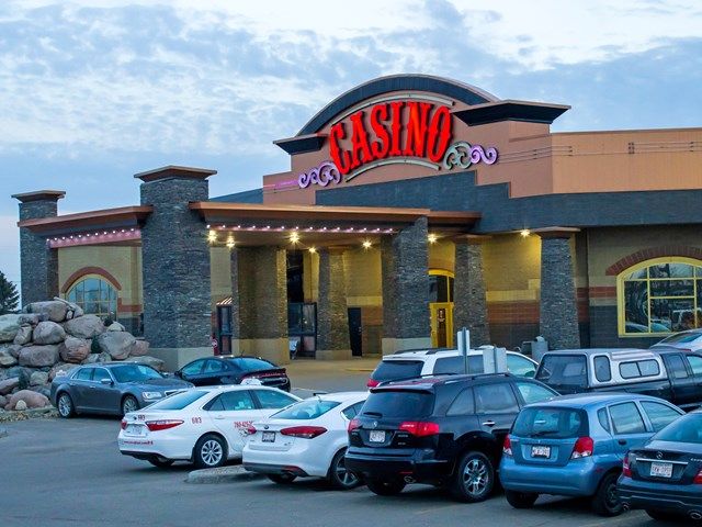 Pure Casino Yellowhead – Poker photo 2