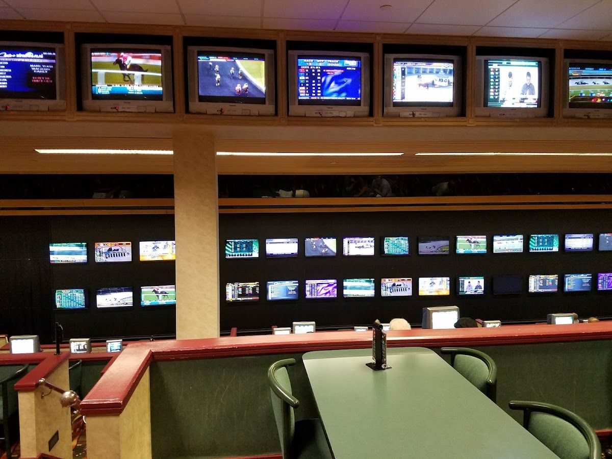 TGT Poker & Racebook photo 2