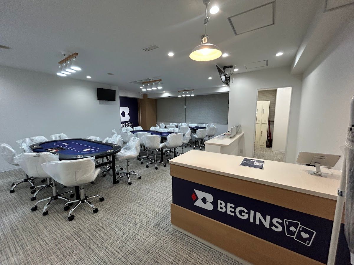 BEGINS poker (ビギンズポーカー)名古屋大須店 photo 3