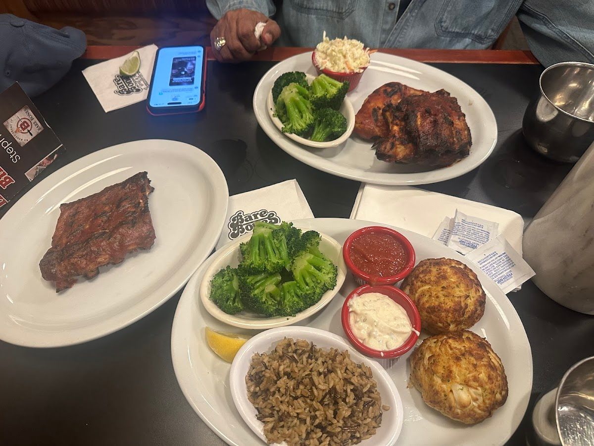 Bones Bar & Grill E-Tabs photo 6