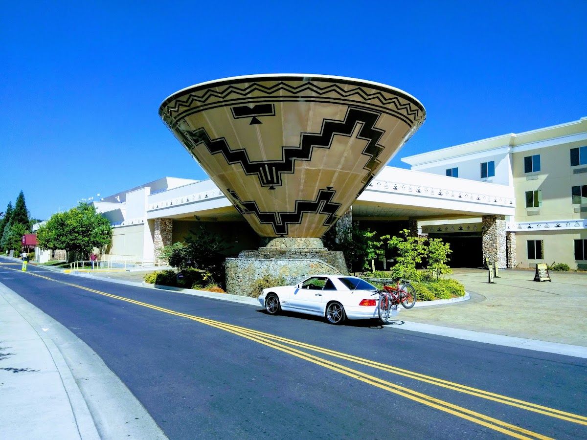 Win-River Resort and Casino photo 3