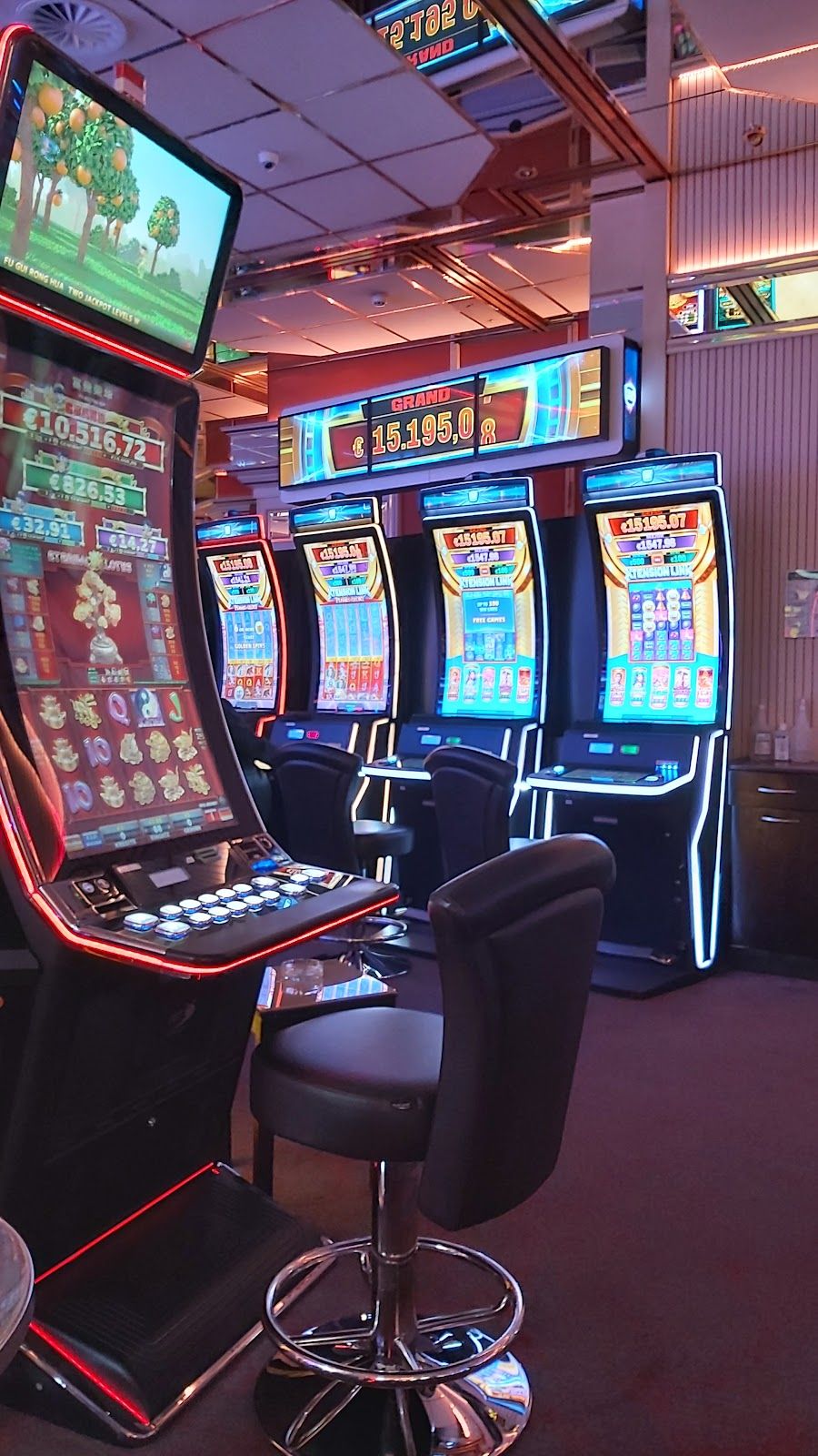 Casino photo 10