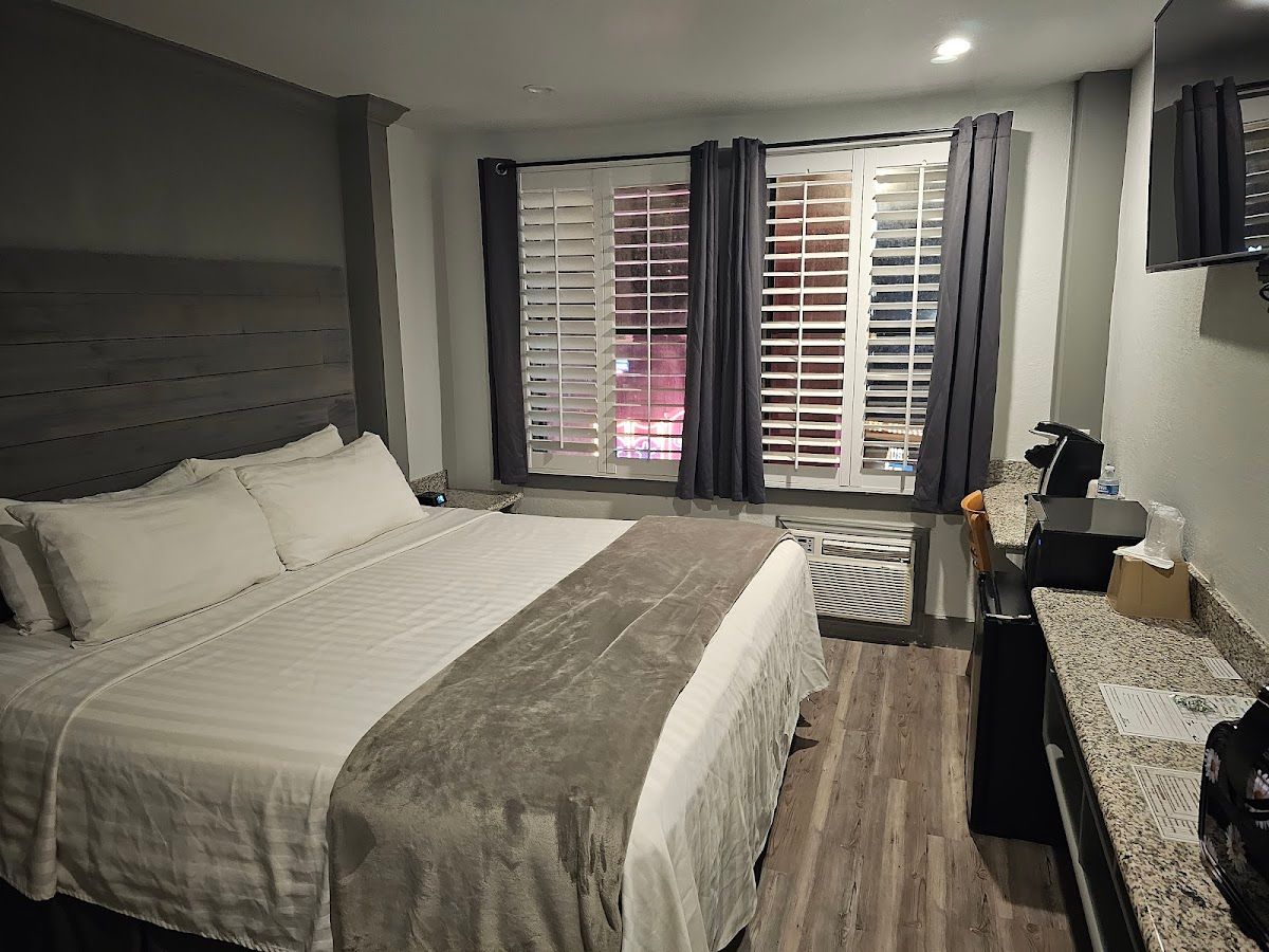 Hotel Nevada & Gambling Hall photo 9