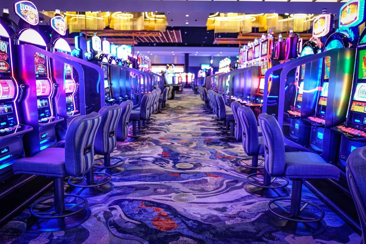 Saracen Casino Poker Room photo 2