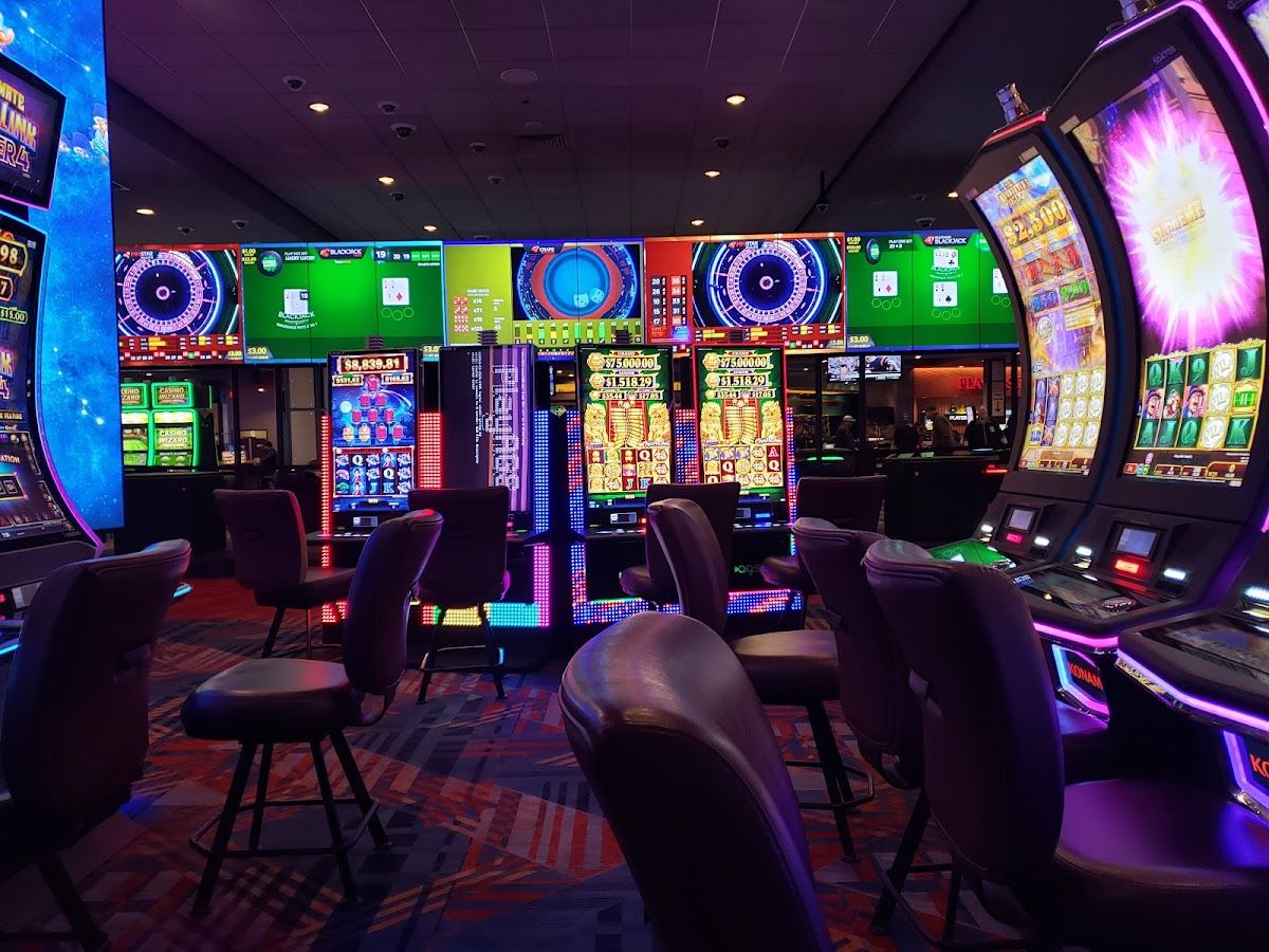 Oaklawn Poker Room photo 4