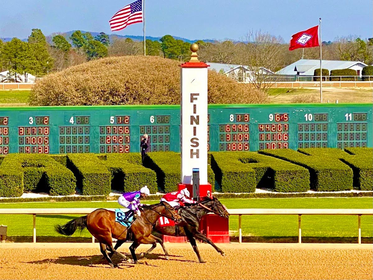 Oaklawn Poker Room photo 5
