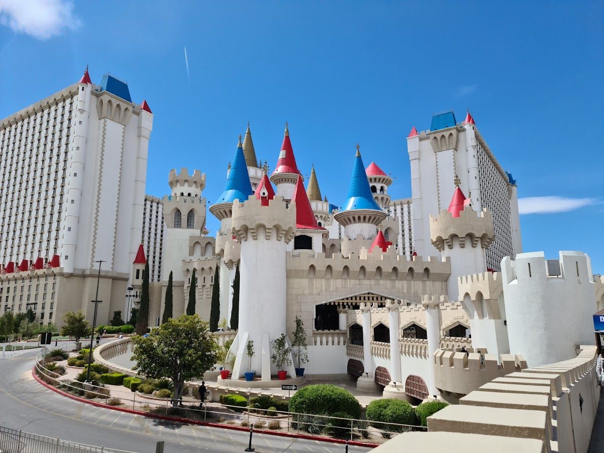 Excalibur Hotel & Casino photo 8
