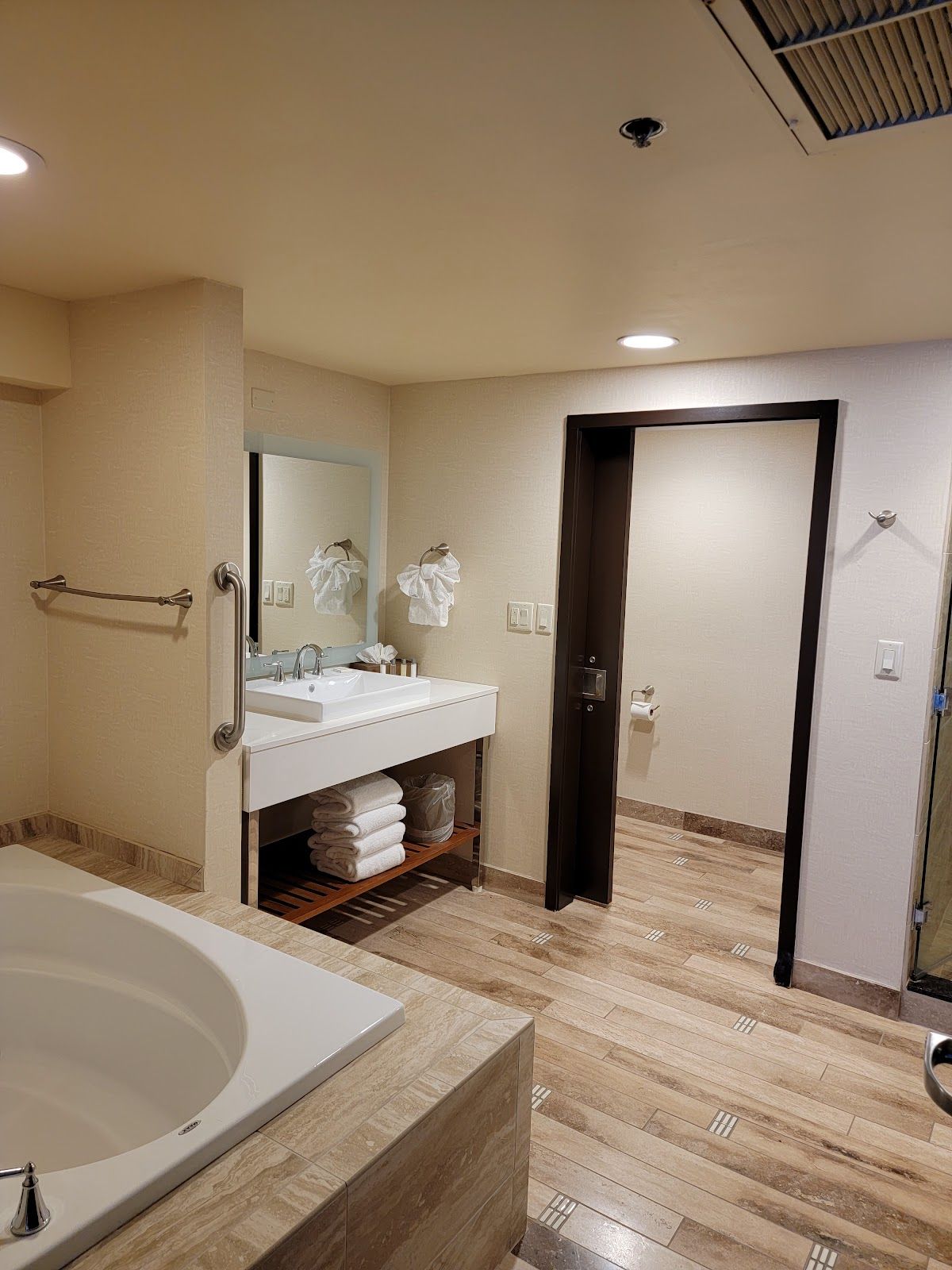 MontBleu Resort Casino photo 4