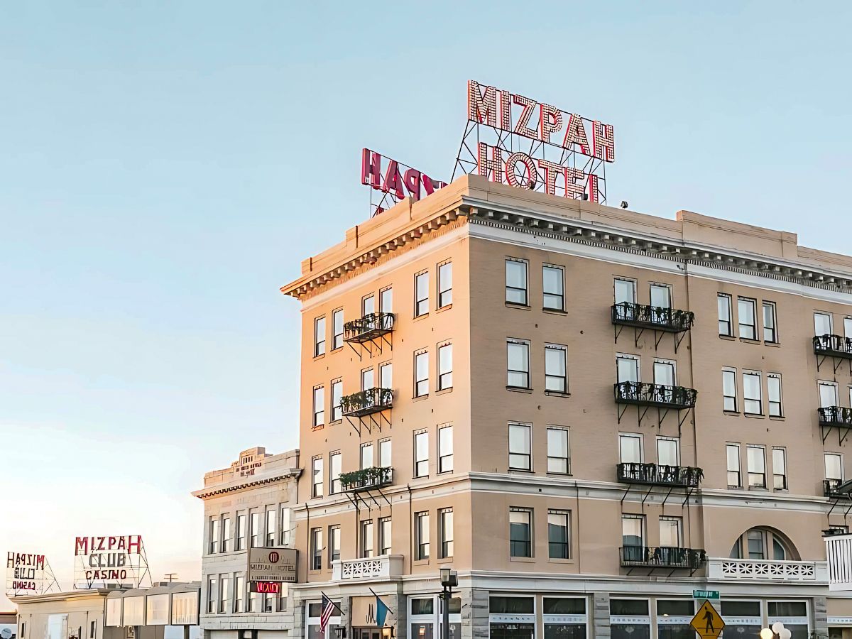 Mizpah Hotel - Casino in Tonopah, United States