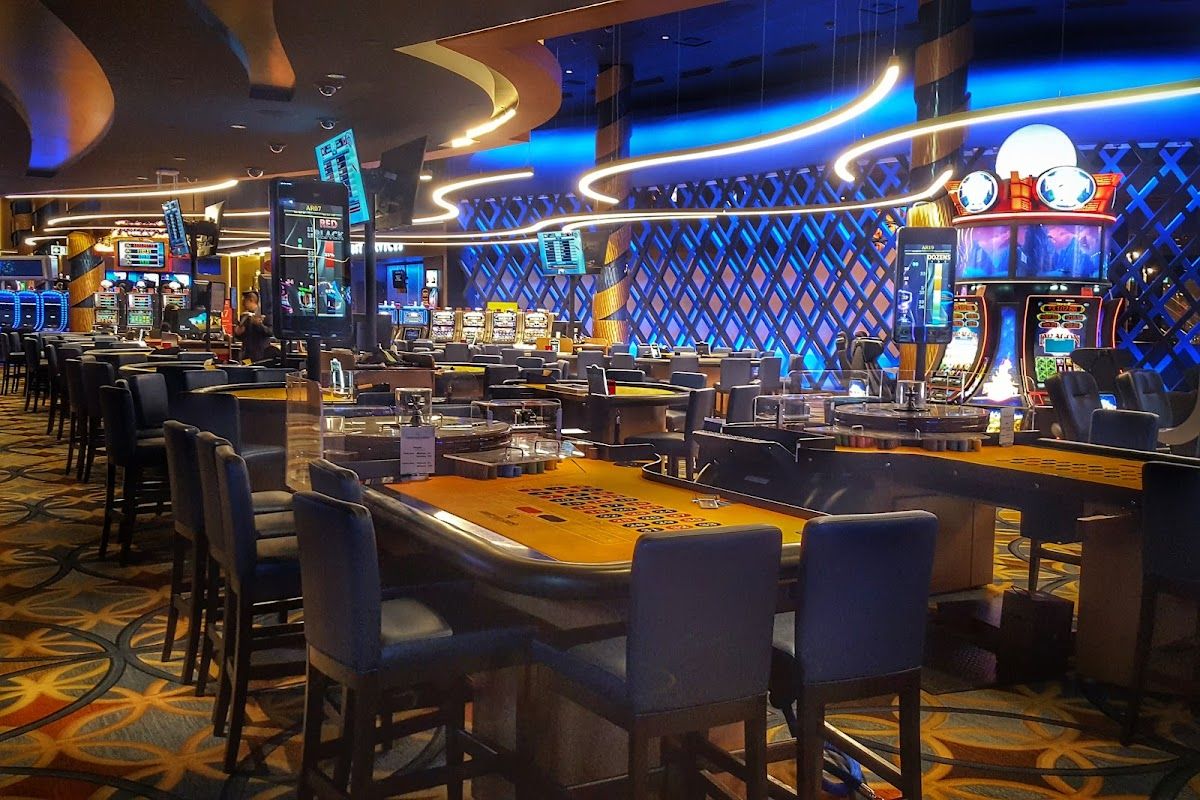 Grand Villa Casino – Poker - Casino in Edmonton, Canada
