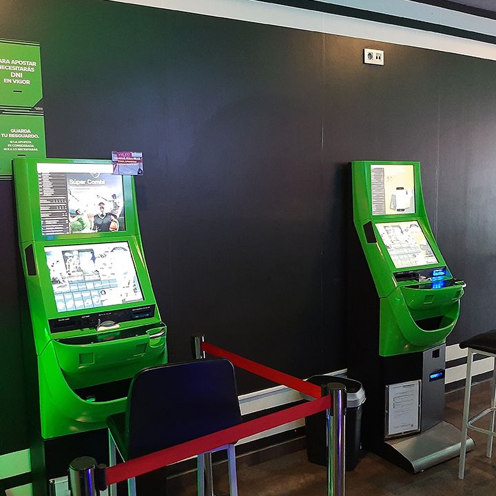 Salón de Juego YoBet Valencia Centro photo 3