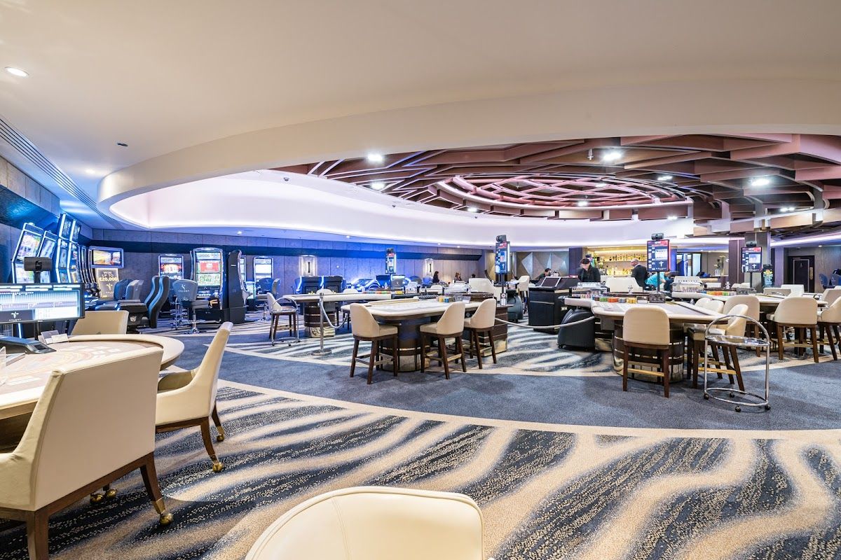 The Colony Club – Poker photo 2