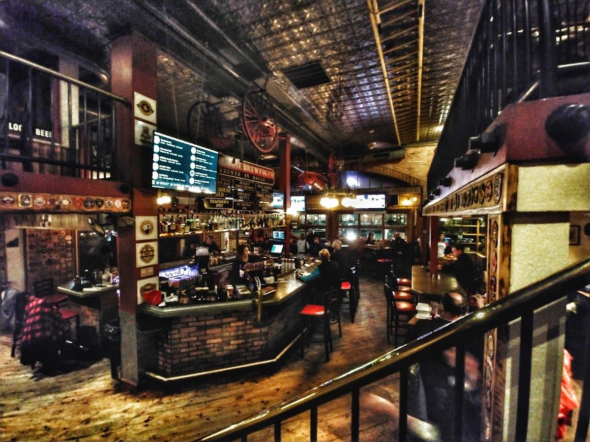 Ben's Brewing Co Slots Lounge photo 8