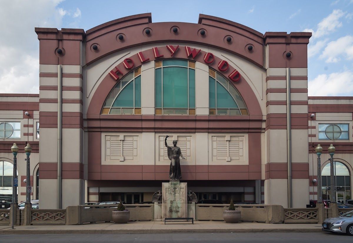 Hollywood Casino Aurora photo 2