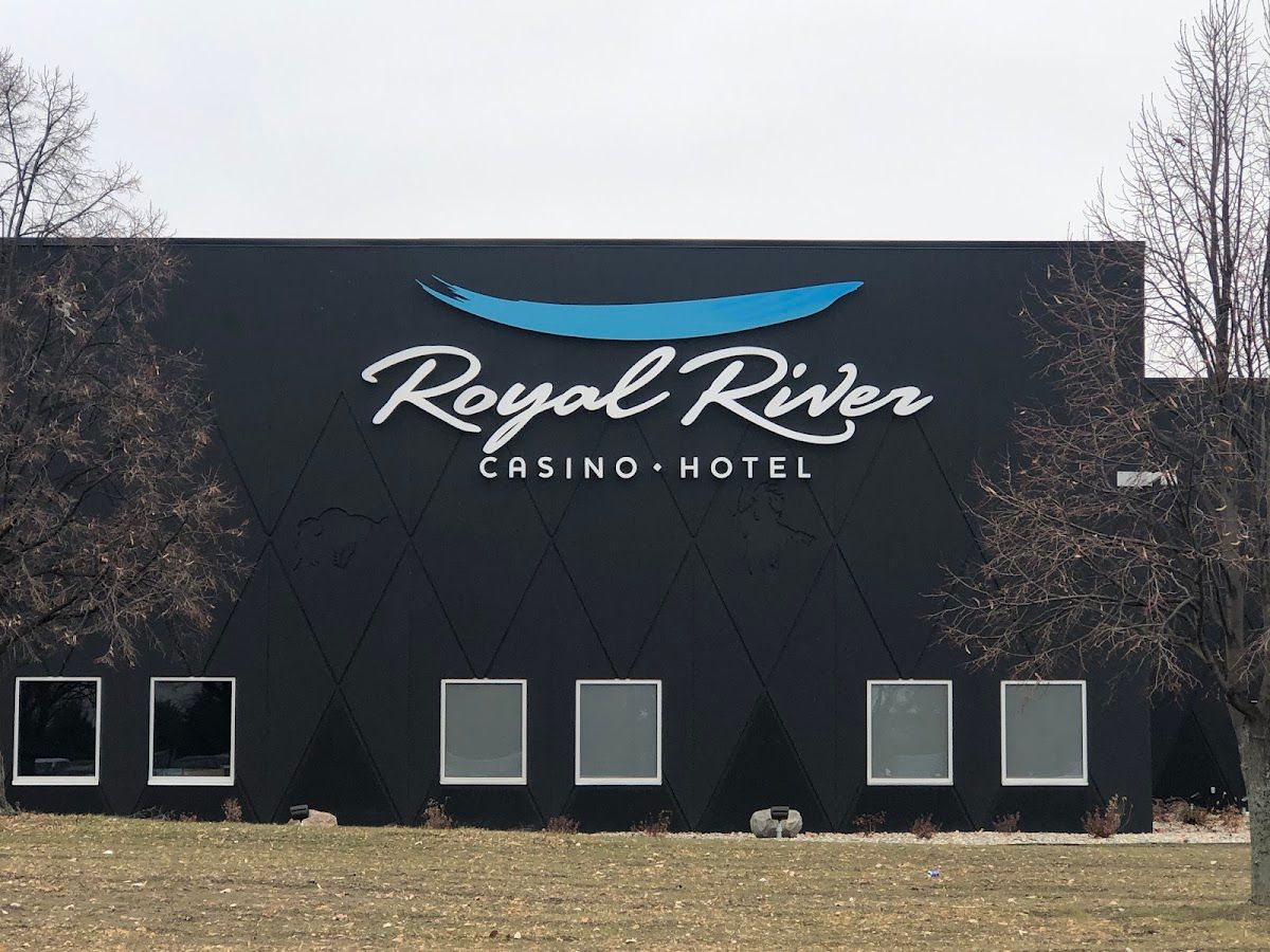 Royal River Casino & Hotel photo 9