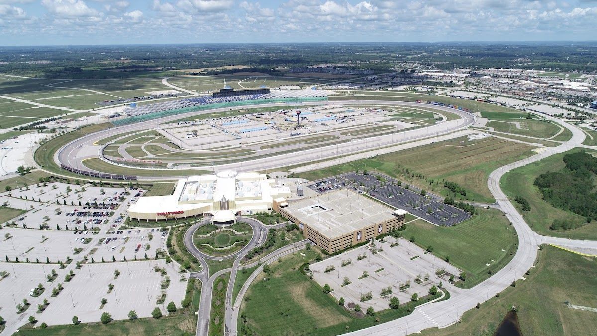 Hollywood Casino at Kansas Speedway photo 5