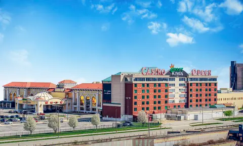 DraftKings at Casino Queen - Casino in East St. Louis, United States