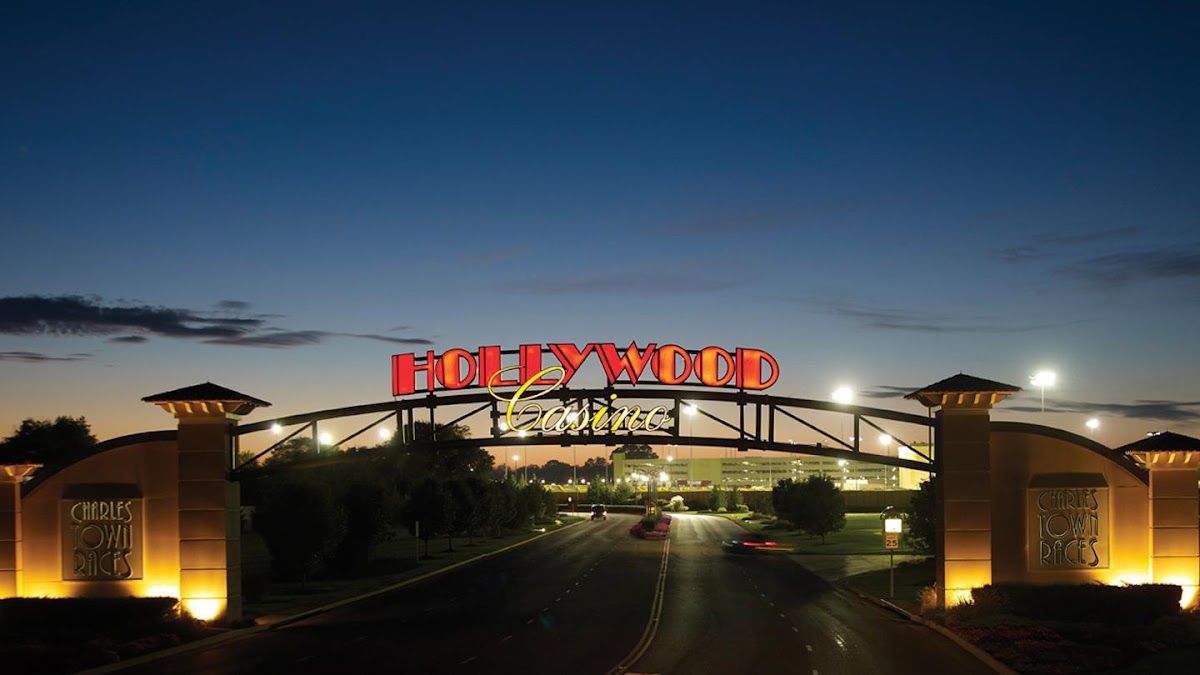Hollywood Casino at Charles Town Races - Casino in Charles Town, United States