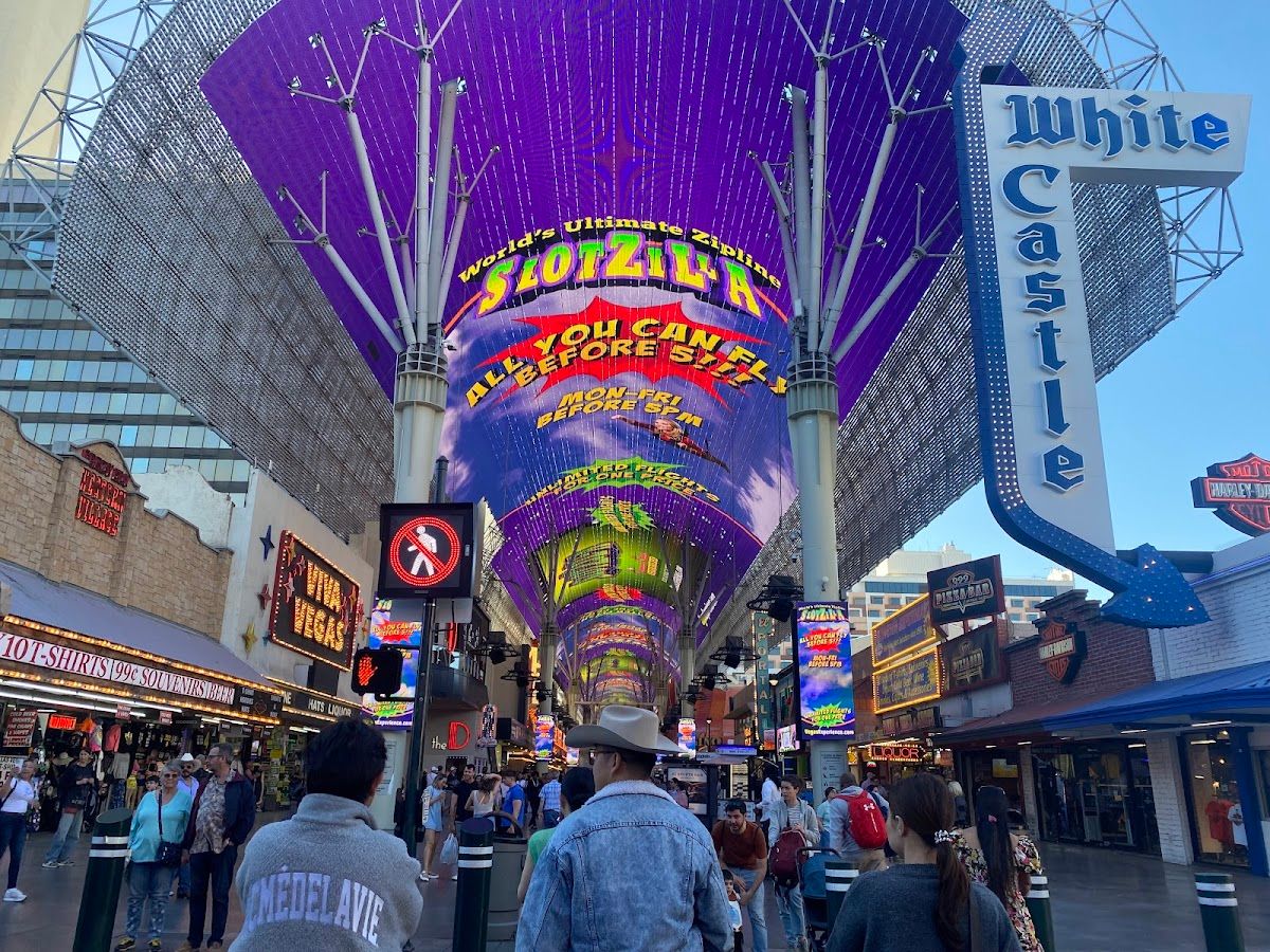 Fremont Hotel & Casino photo 9
